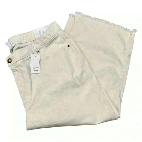 Lane Bryant Cream Ankle Cropped Jeans - Picture 3 of 9
